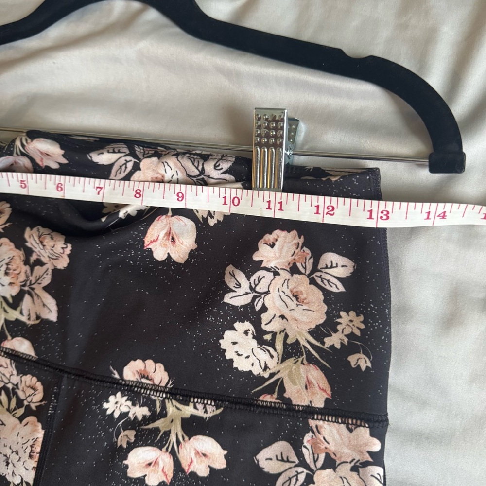 FP Movement by Free People Black and Cream Floral Leggings - Picture 8 of 9